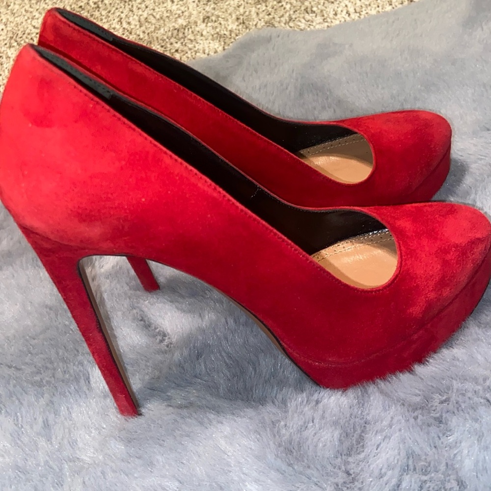 Gorgeous Deep Red Suede Alaia Pumps!! SZ 6 - Picture 2 of 6